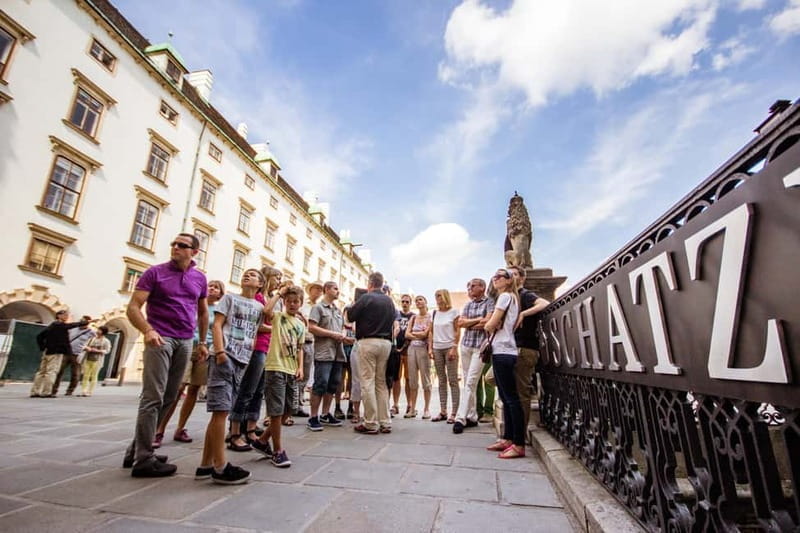 Vienna: 2 Hours Sightseeing Walking Tour - Key points / Takeaways