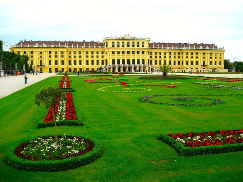 Vienna Full Day Tour from Prague - Key points / Takeaways