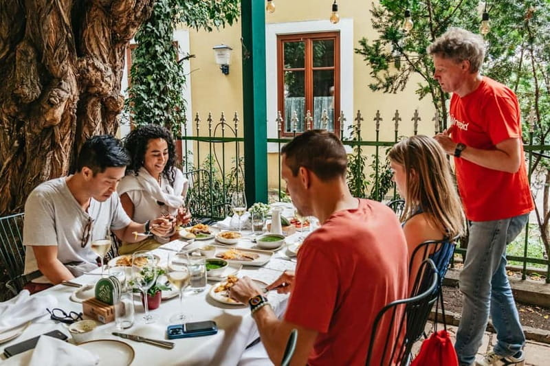 Vienna: Guided Foodie Walking Tour with Tastings and Coffee - Key points / Takeaways