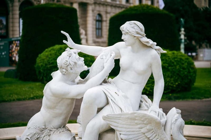 Vienna Photography Masterclass - Private Photo Lesson - Exploring Vienna Through Your Lens