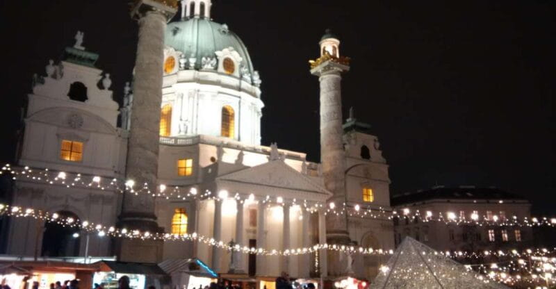 Vienna: Private Christmas Markets Tour with Drink & Snack - Key Points / Takeaways