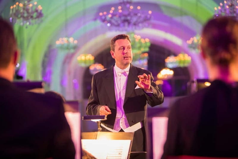 Vienna: Schönbrunn Palace Evening Tour, Dinner and Concert - Key points / Takeaways