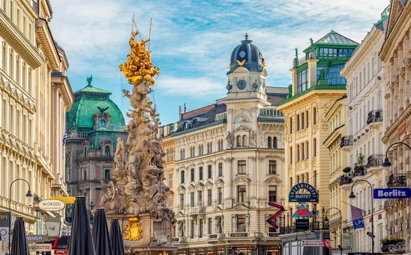 Vienna: Small Group Guided Walking Tour of City Highlights - Key points / Takeaways
