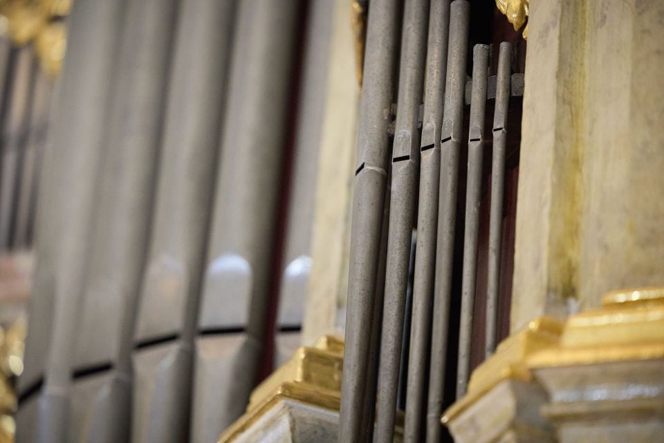 Vienna: St. Anne's Church Christmas Concert Ticket - Location and Accessibility