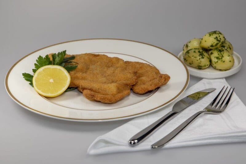Vienna: Wiener Schnitzel and Strudel Cooking Class - Who This Experience Is Perfect For