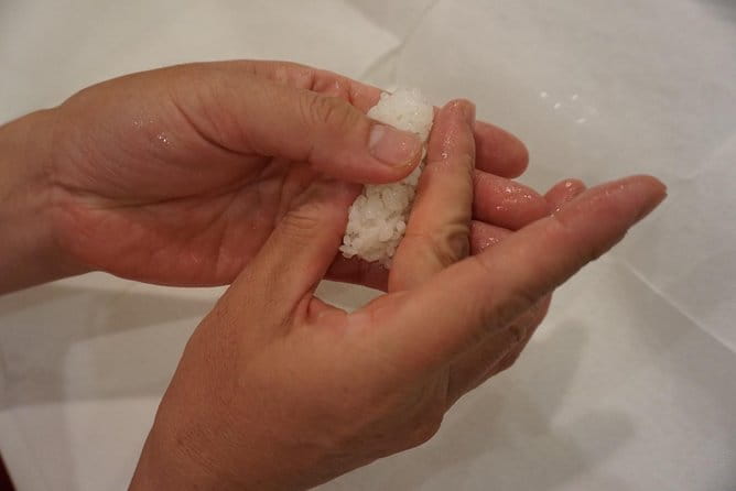 View of Mt. Fuji Is Good! Sushi Making Experience Class - Accessibility and Tour Type