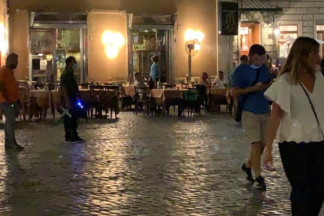 Villa Farnesina and Trastevere District Tour in Rome - Key points / Takeaways