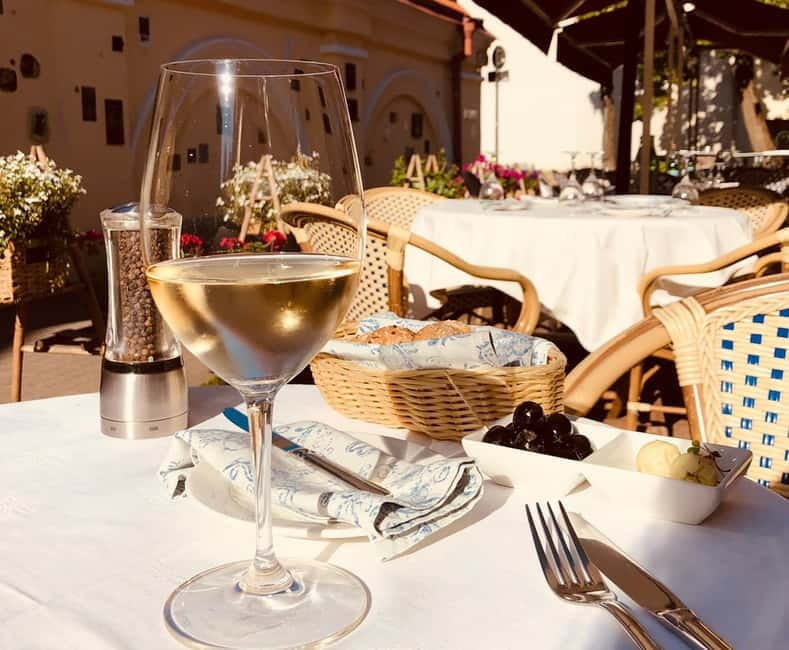 Vilnius: Customized walking day/night tours around Vilnius - Key points / Takeaways