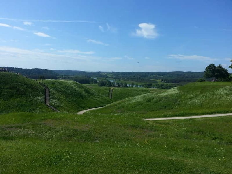 Vilnius: Private Paneriai Park, Trakai Castle, Kernav Tour - Exploring Lithuania’s Heart: A Closer Look at the Tour