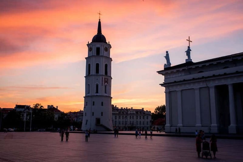 Vilnius: The Women of Vilnius 2-Hour Tour - Exploring Vilnius’s Female Heritage: An In-Depth Look