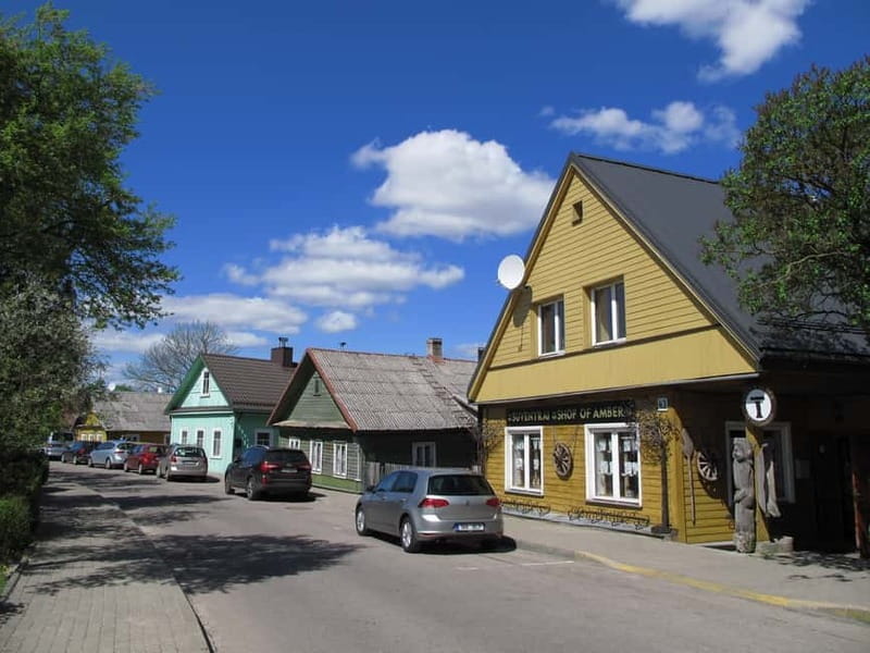 Vilnius: Trakai Tour with Audio Guide and Minibus Transfers - Introduction to the Trakai Tour Experience