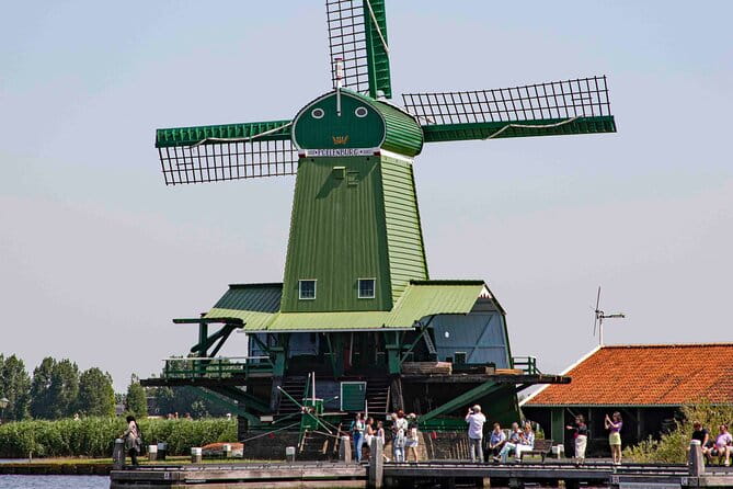 VIP Private tour- Zaanse Schans & Country Side inc Transportation - The Comfort of High-End Transportation