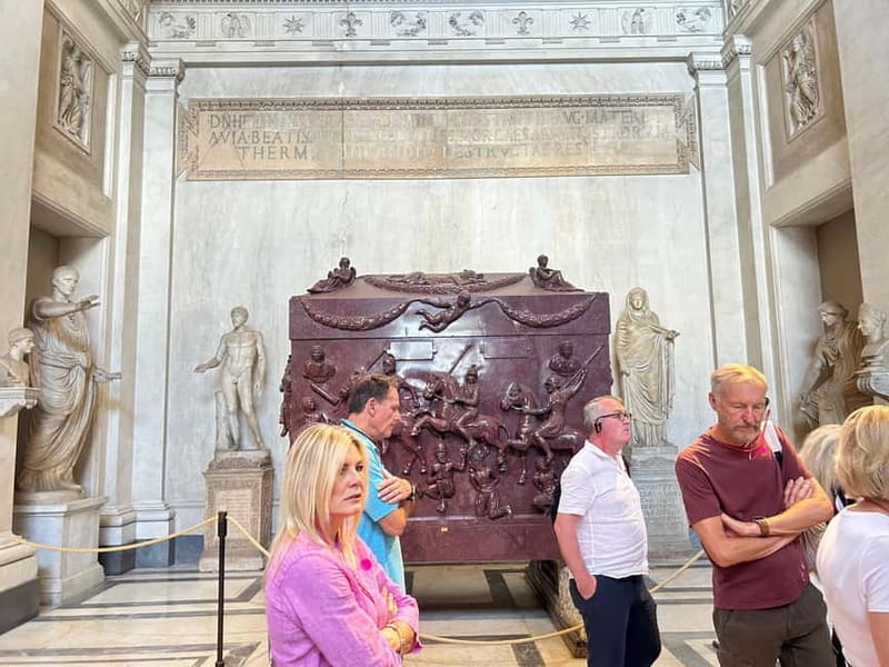 VIP Vatican Tour Sistine Chapel, St.Peters & Skip-the-Line - FAQ