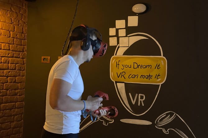 Virtual Reality Games and Experiences - Perfect place to drink and have fun! - Price and Logistics
