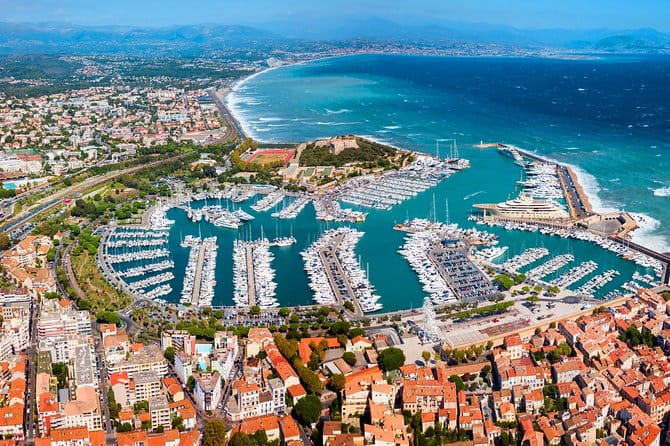 Visit of Antibes Juan-Les-Pins by convertible bus - The Sum Up: Who It’s Best For