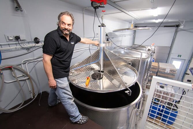 Visit to Authentic Finnish Berry Winery, Tasting Included - Entering a Finnish Berry Wonderland