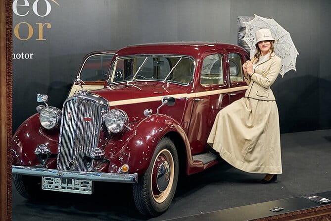 Visit to the Motor Museum in a modern carriage - Key points / Takeaways