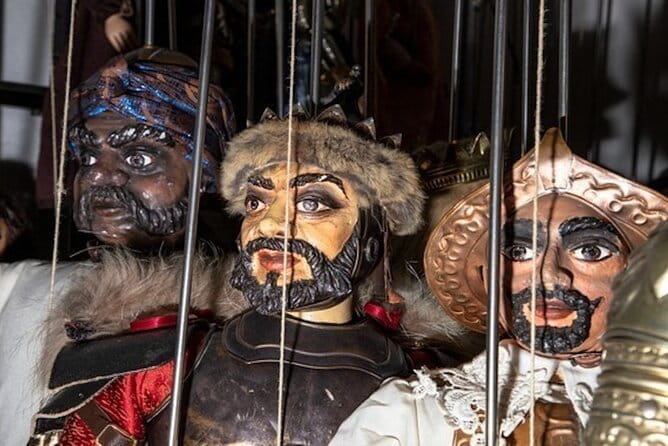 Visit to the Museum and show of Sicilian puppets in Syracuse - The Puppet Show: A Feast for the Senses