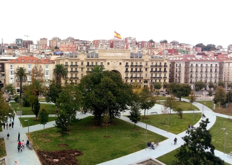 Visita privada a Santander: exclusiva y personalizada - Exploring Santander with a Private Guide: An In-Depth Look