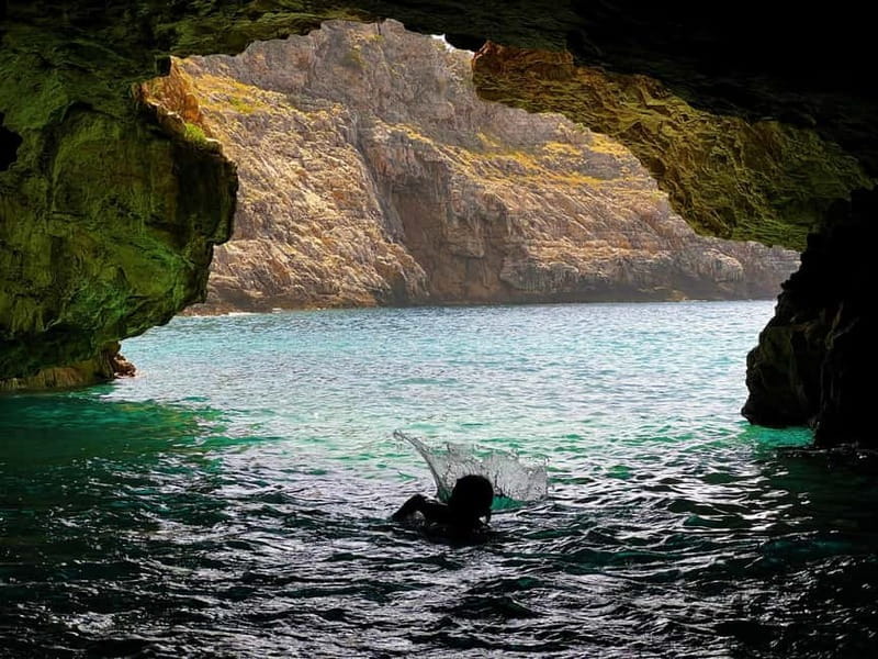 Vlore: Grama Bay & Karaburun Caves 8-Hour Speedboat Tour - Practical Details and Tips