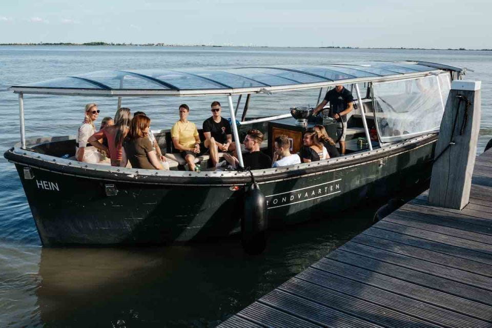Volendam: Guided Cruise on Gouwzee Lake + 1 Free Drink - Customer Ratings
