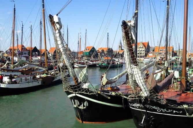 Volendam & Marken Private Tour in luxury Jaguar S Type 1/2 day - FAQs
