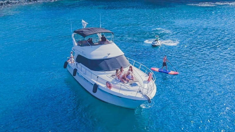 Voyager - Sea Ray 52 - Extra Options — Food, Drinks, and Watersports