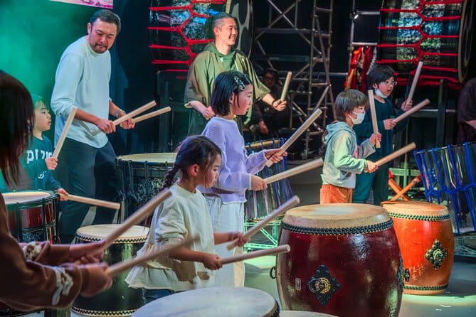 WADAIKO RHYTHM QUEST Japanese Drum Experience in Osaka - Group Size and Accessibility