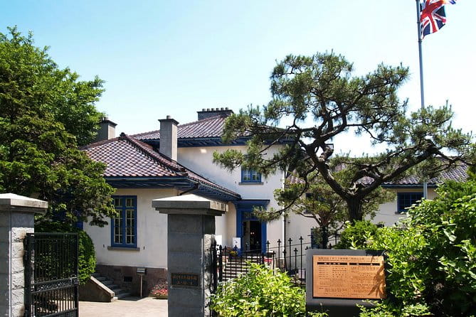 Walk Around Hakodates Hidden Spots Guided by Local Residents - A Taste of Local Cuisine