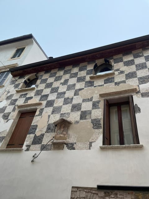 Walk in the Castrum Romano of Verona: tales and legends - Exploring the Castrum Romano: A Walk Through Ancient Streets