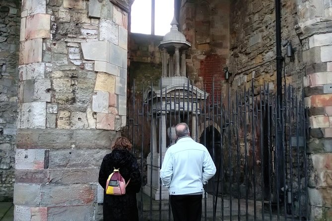 Walk the Secrets of the Titanic - The Mayflowers Departure