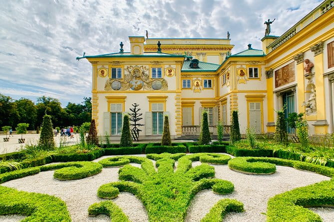 Walking Audio Tour of Wilanów Palace Grounds - Key Points / Takeaways