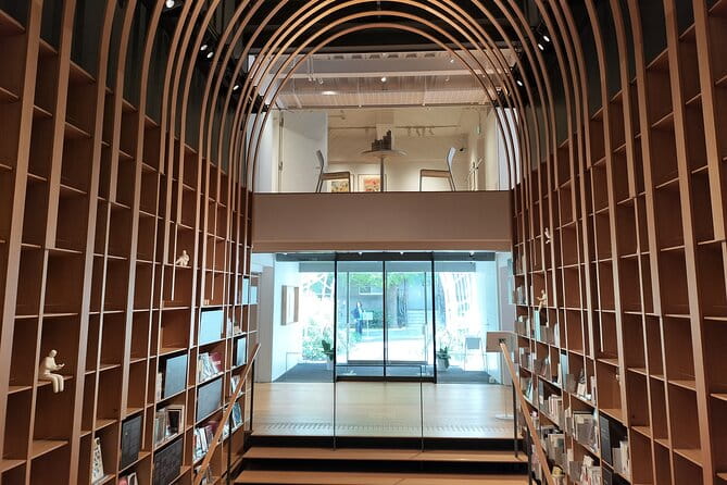 Walking Discovery Tour of Hidden Neighborhoods of Tokyo - Inclusions