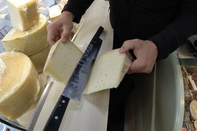 Walking Food Tasting Tour in Chania Town - Key points / Takeaways