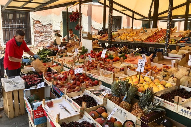 Walking in Venice Off-the-beaten Track - Price and Logistics: Making It Work for You