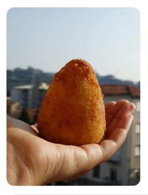 Walking Through Catania: Streets, Sights and Sicilian Bites - Parks, Legends, and a Taste of Sicilian Life