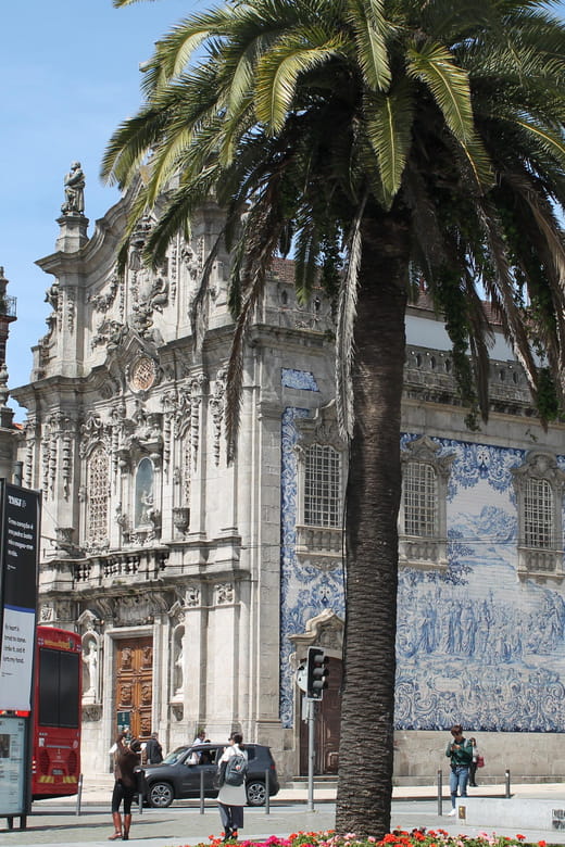 Walking tour discover Porto's center in German (max. 12 pax) - Unique Aspects and Authentic Experiences