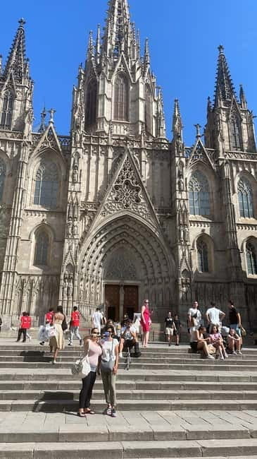Walking Tour Gothic Quarter & Historic Center of Barcelona - What Makes This Tour Stand Out?