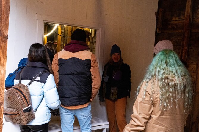 Walking Tour in Bergen of the Past and Present - Duration and Group Size