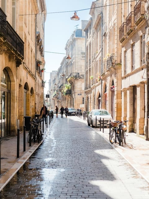 Walking Tour in Bordeaux with Tastings and Stories - Who Will Love This Tour?