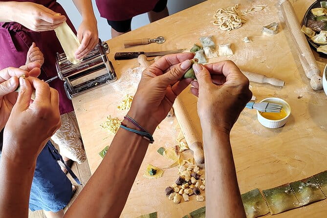 Walking Tour in Lake Como with Lierna Cooking Class - Key points / Takeaways