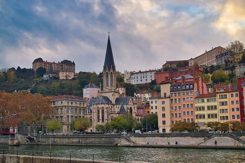 Walking Tour in Lyon with Tastings and Stories - The Tour Itinerary in Detail
