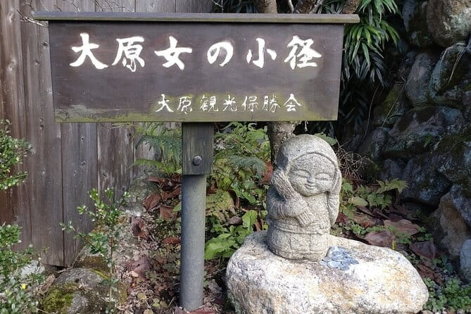 Walking Tour in Ohara Discover the Tranquil Beauty of Kyoto - Discovering the Iconic Temples and Shrines