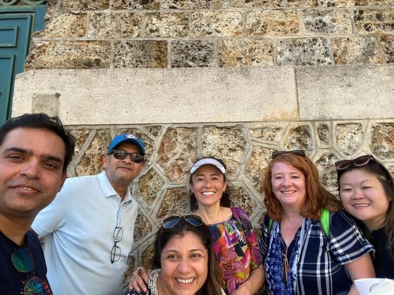 Walking Tour in Paris Montmartre with Tastings and Stories - A Close-Up Look at What You’ll Experience in Montmartre