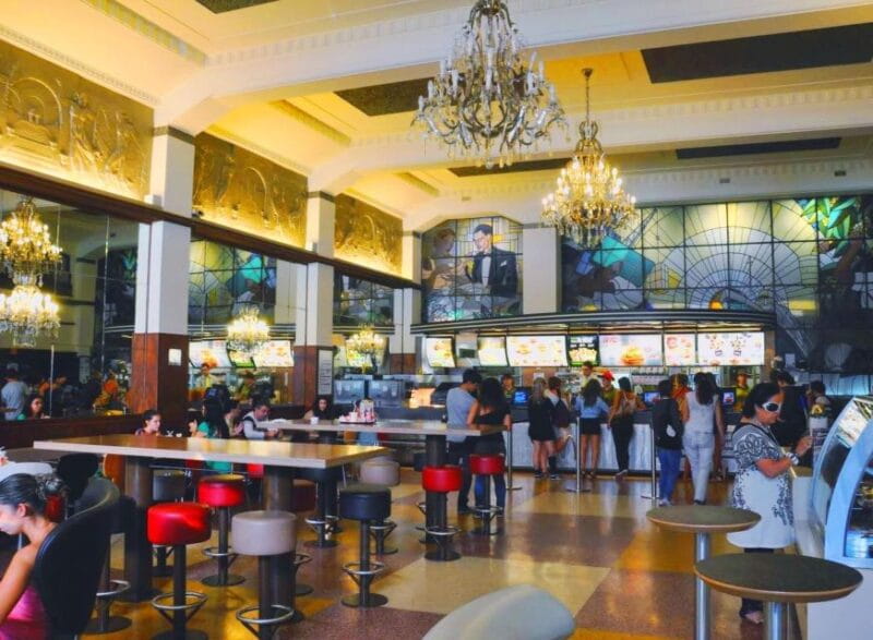 Walking Tour in Porto - Private Service 2 hours - The Guide: Enthusiastic and Knowledgeable