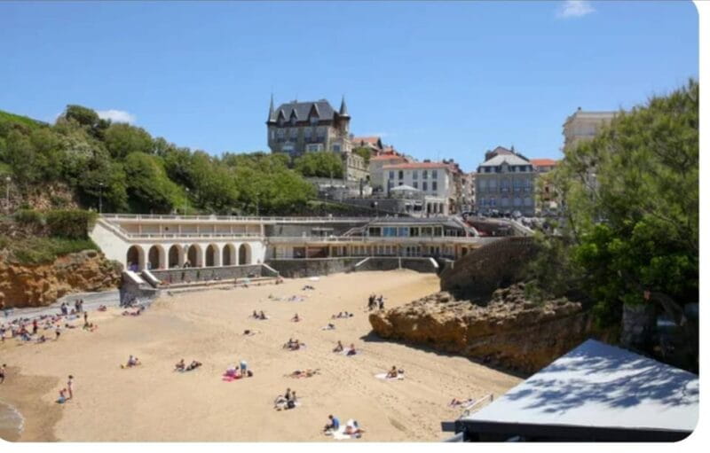 Walking Tour of Biarritz history and curiosities - The Palaces, Casinos, and Chanel’s Hidden Stories