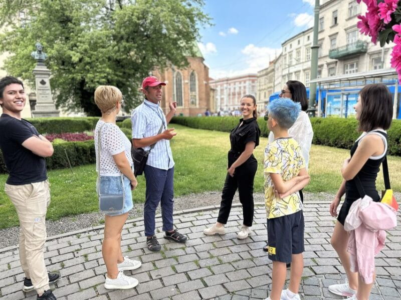 Walking Tour of Warsaw: Old Town Tour - 2-Hours of Magic! - FAQ