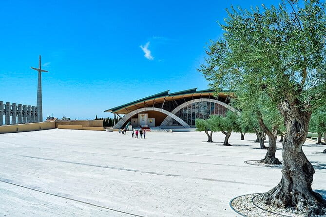 Walking tour San Giovanni Rotondo - Exploring San Giovanni Rotondo: A Guide to the Walking Tour