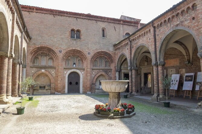 Walking tour unveiling Bologna - Price and Value: Is It Worth It?