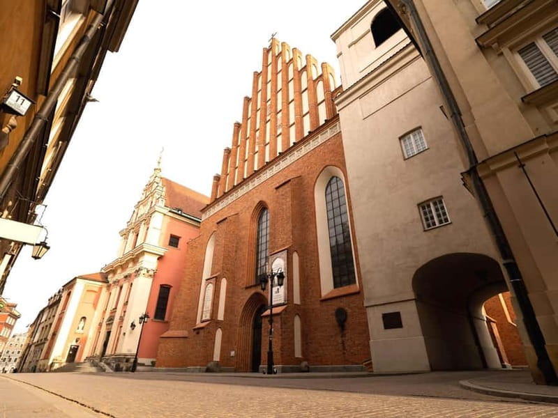 Warsaw: Cathedral Organ Concerts and tour of the crypts - Exploring Warsaw’s Cathedral: Music, History, and Atmosphere